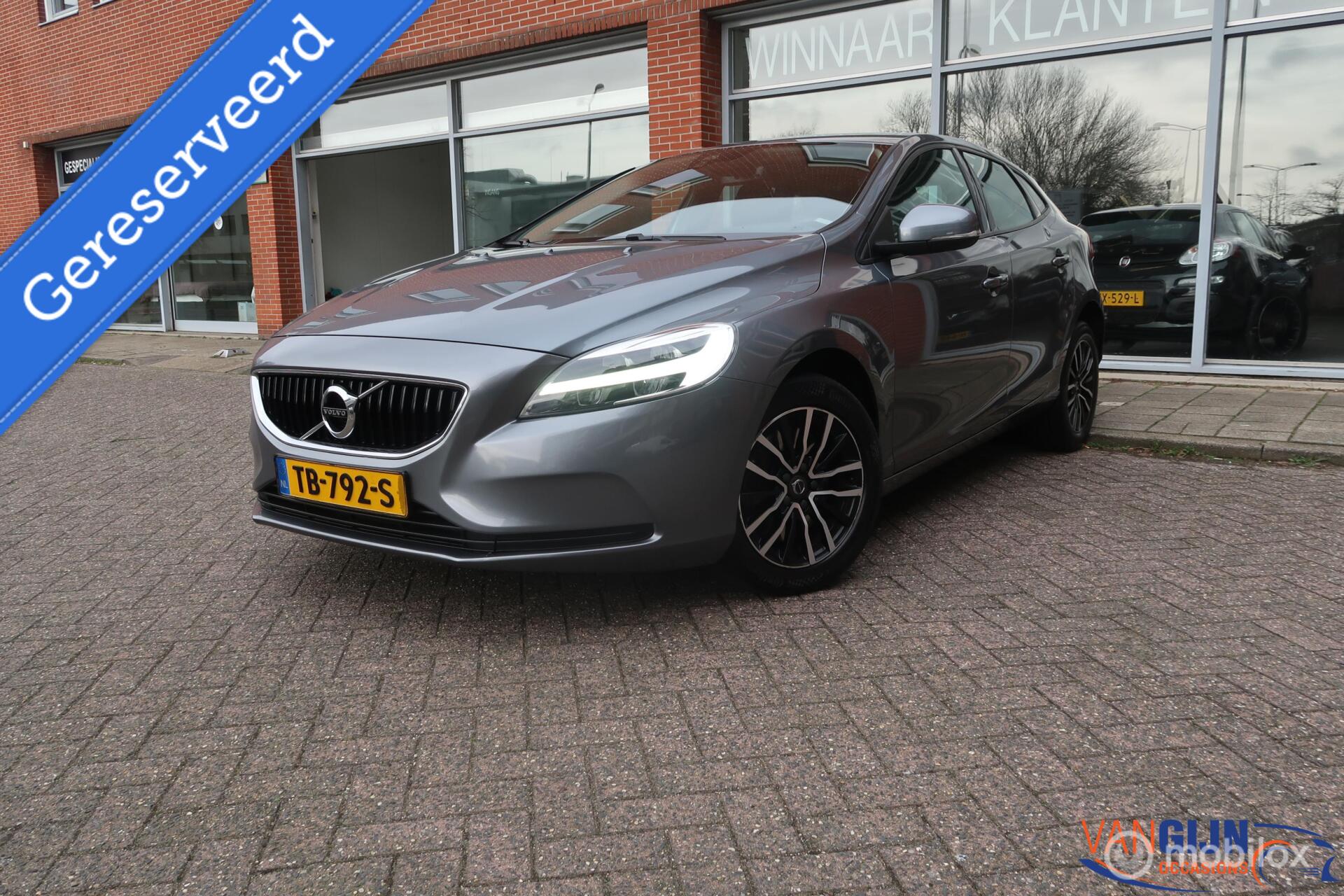 Volvo V40 1.5 T2 Edition+ Navi Automaat Cruise control 2018 - voorkant