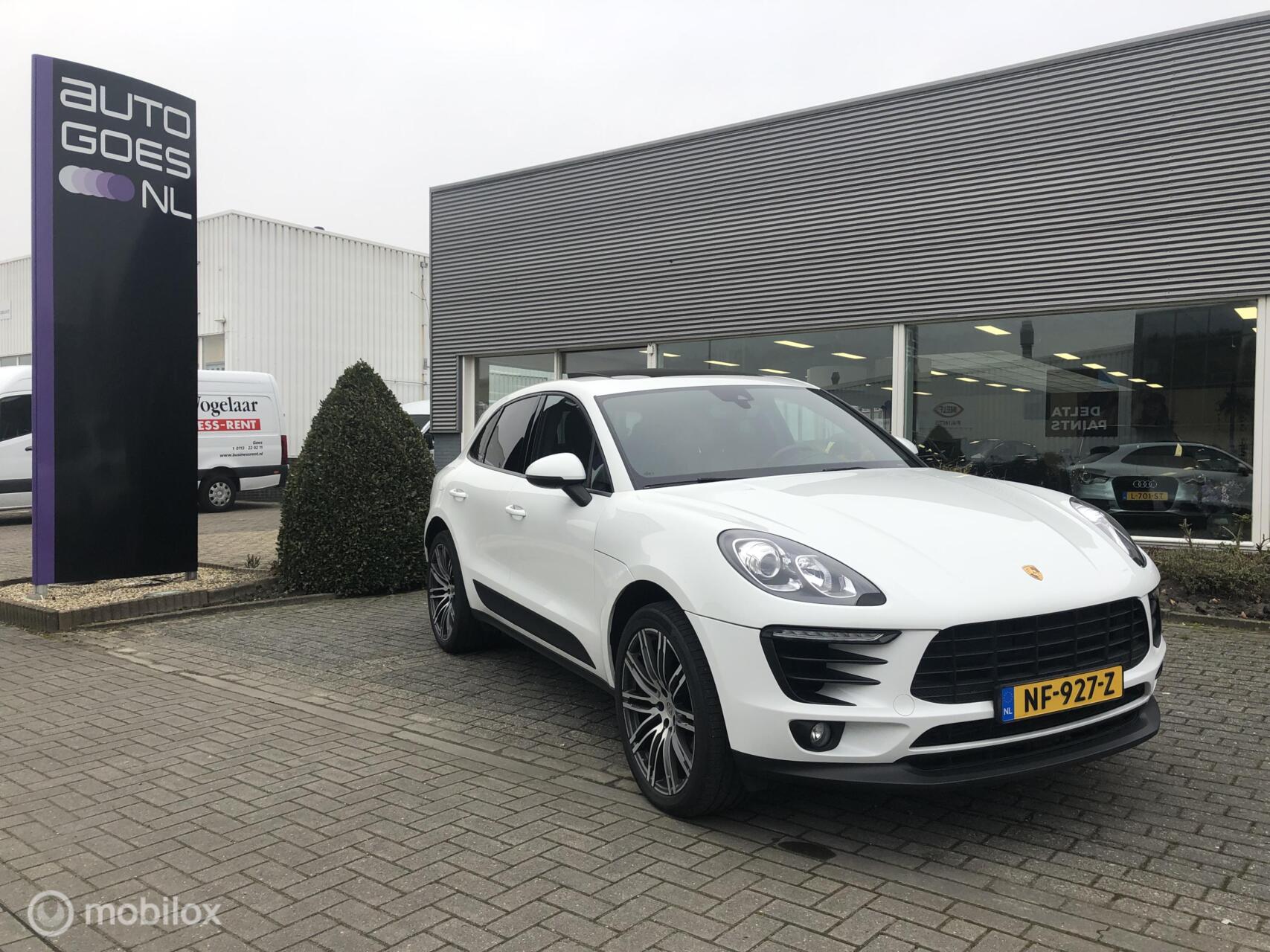 Foto van PORSCHE MACAN