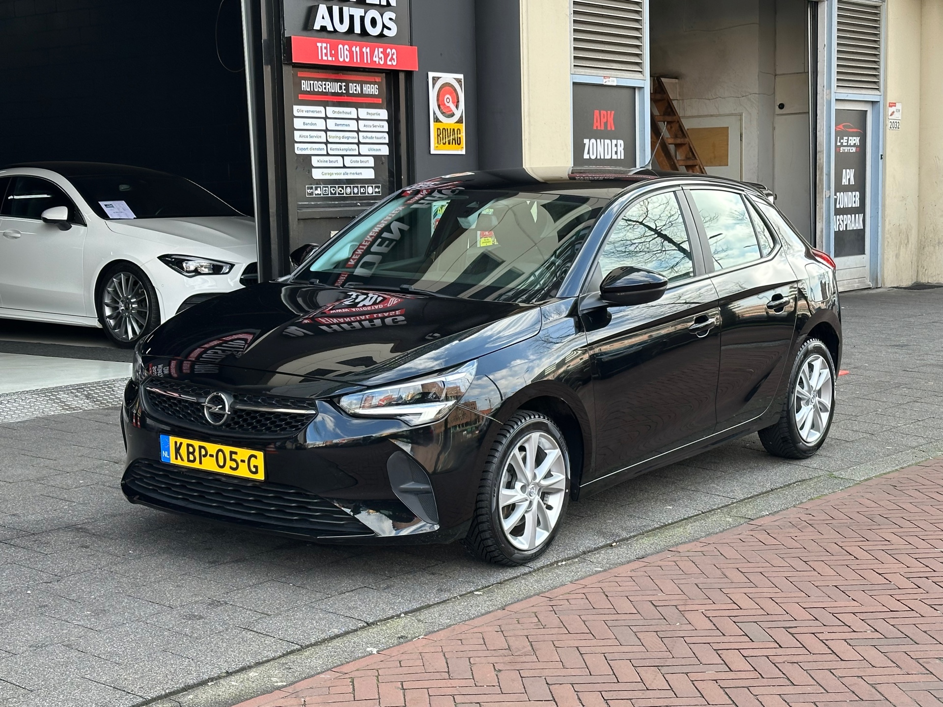 Opel Corsa 1.2 GS Line Aut Airco Carplay PDC Stoelverwarming 2021 - voorkant