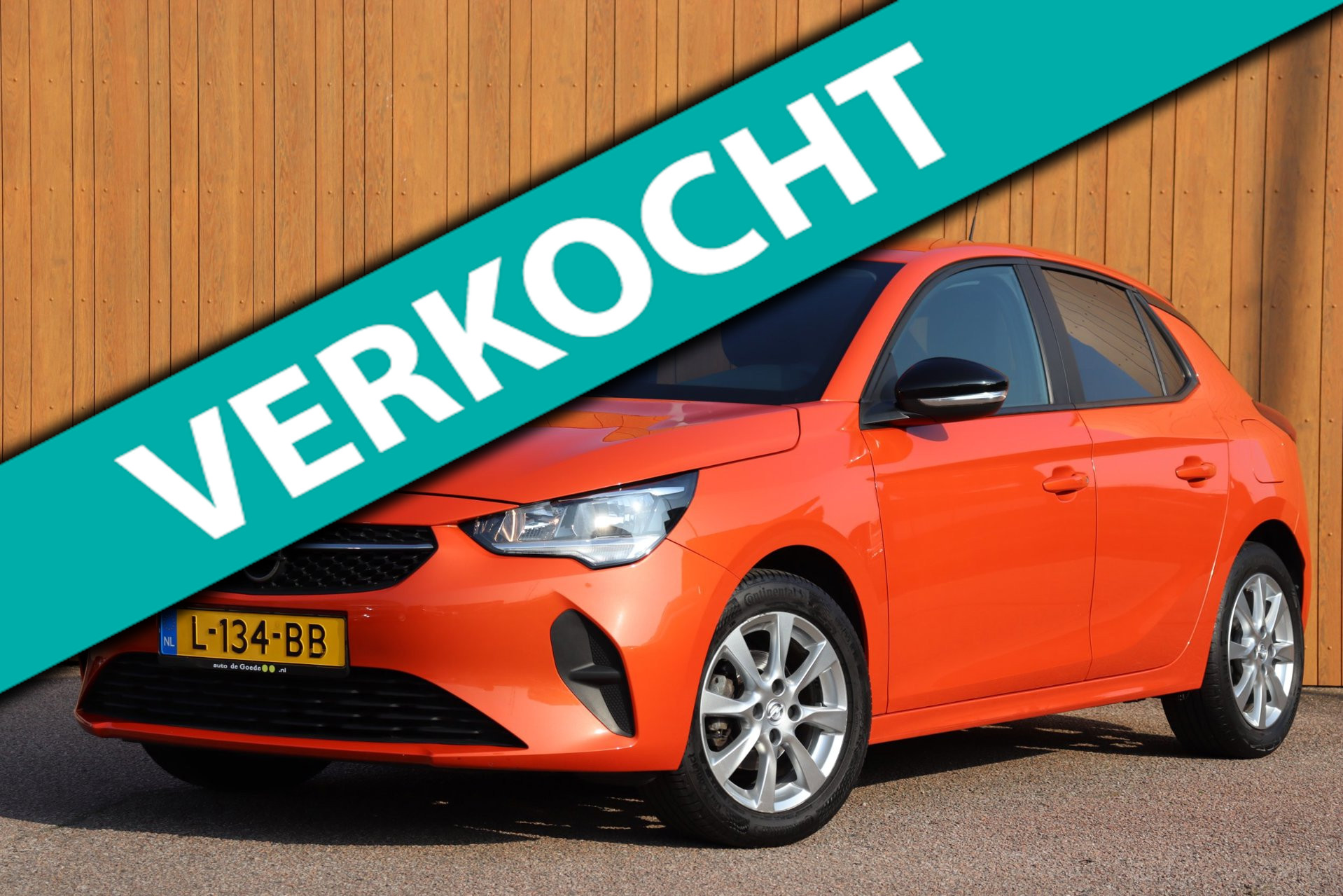 Opel Corsa 1.2 Edition org. NL 2021 - voorkant
