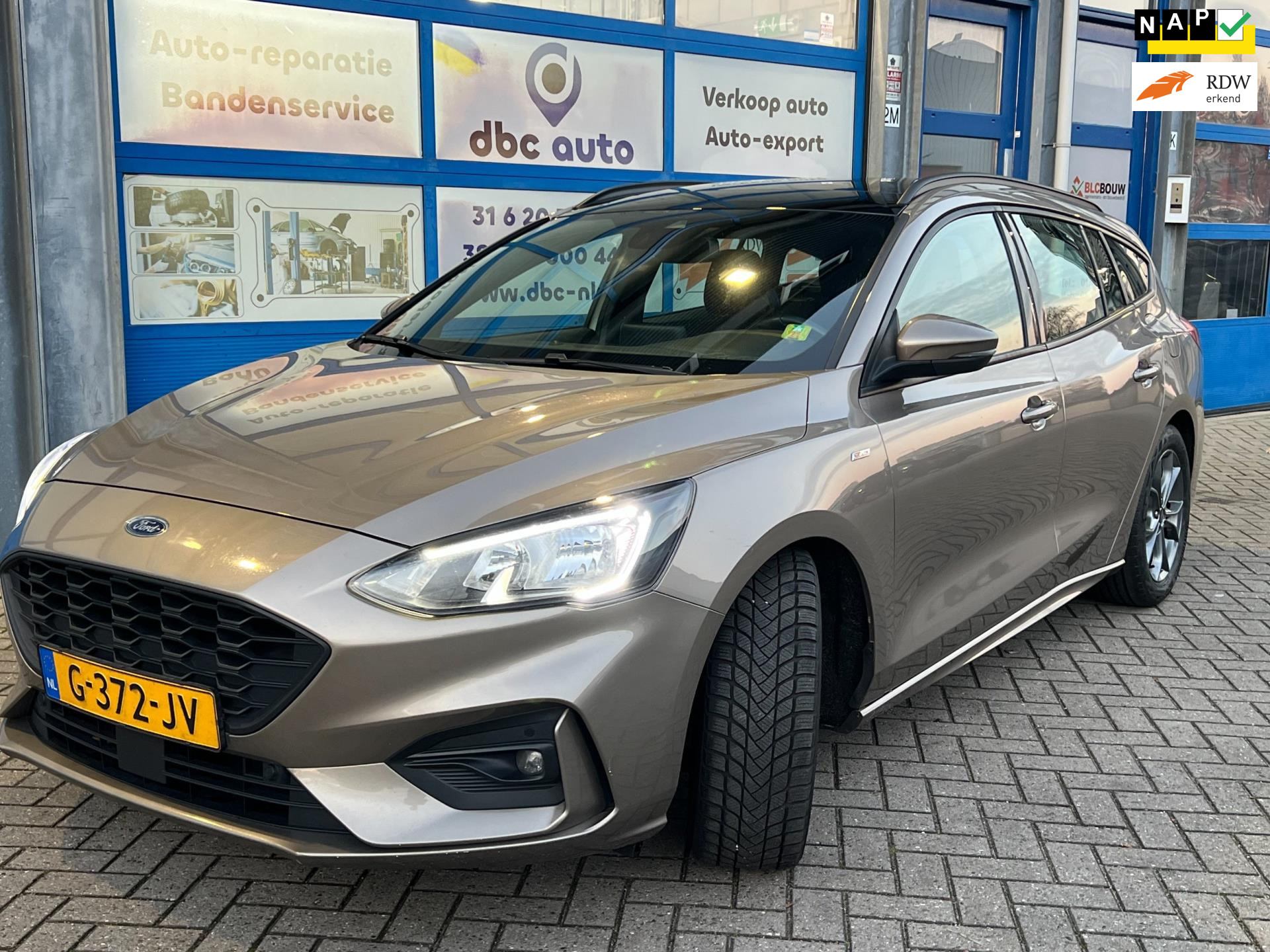 Ford Focus 1.0 EcoBoost ST Line Business, PANO, APK 2019 - voorkant