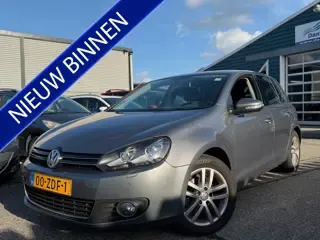 Volkswagen Golf 1.6 TDI Highline BlueMotion 2013 - voorkant
