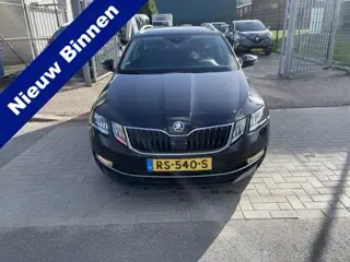 Skoda Octavia 1.6 TDI Grt Sty. Bns 2018 - voorkant