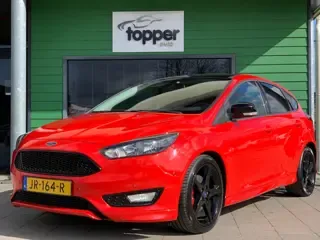 Ford Focus 1.5 Red Edition 2016 - voorkant