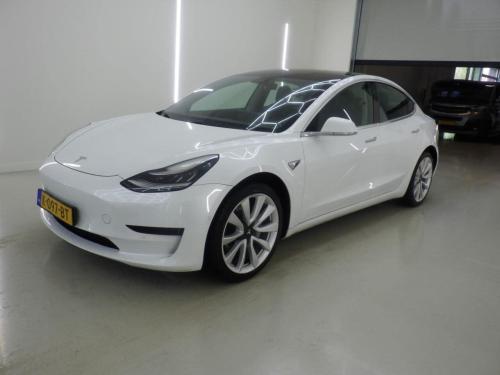 Tesla Model 3 Standard RWD Plus 60 kWh 2020 - voorkant