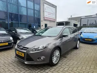 Ford Focus 1.0 EcoBoost Titanium 2014 - voorkant