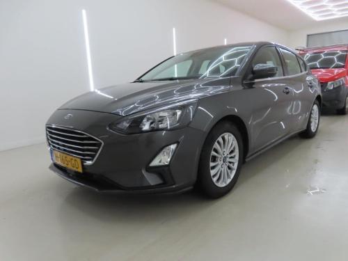 Ford Focus 1.0 EcoBoost Titanium Business 2020 - voorkant