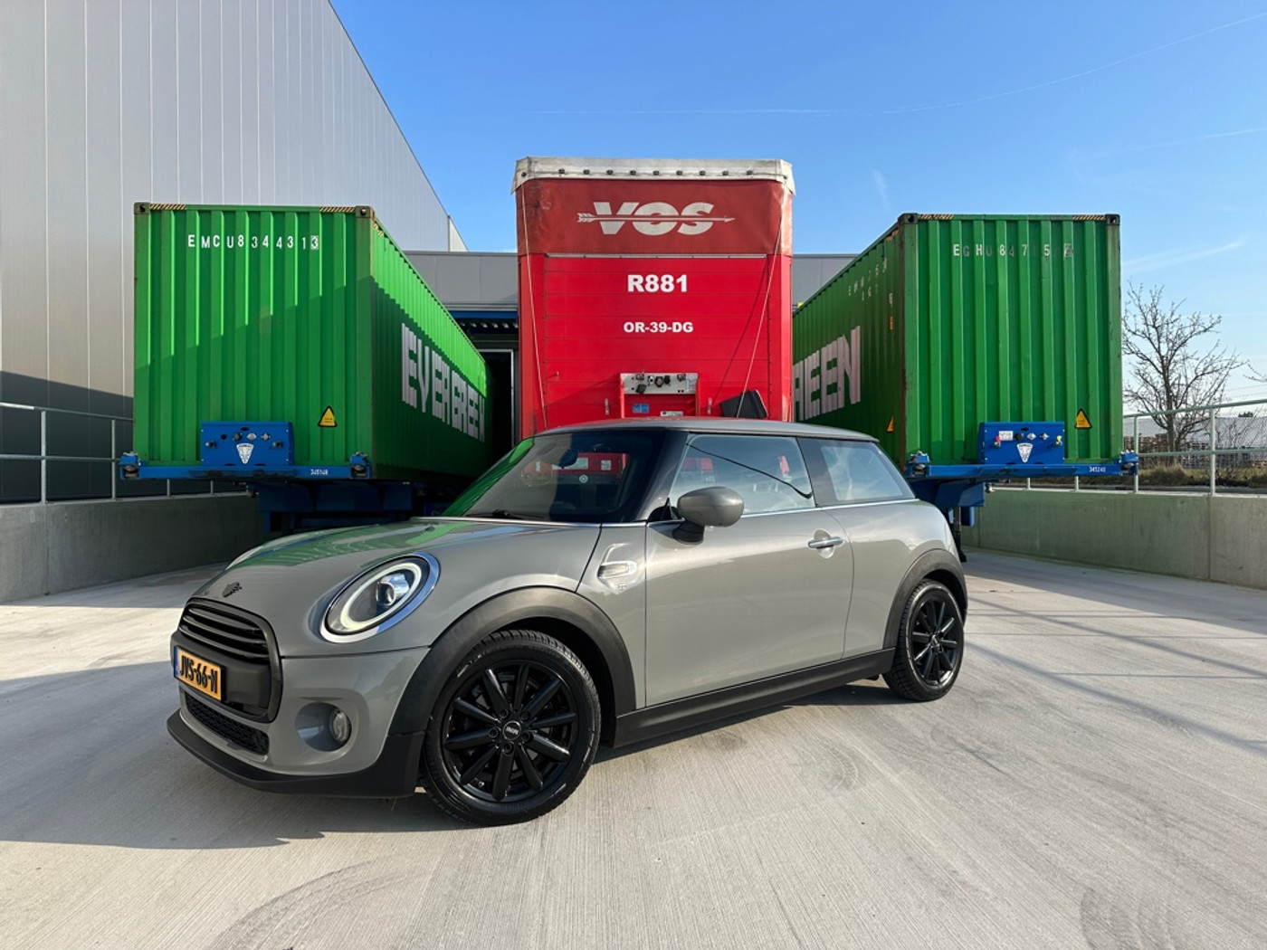 Foto van MINI ONE