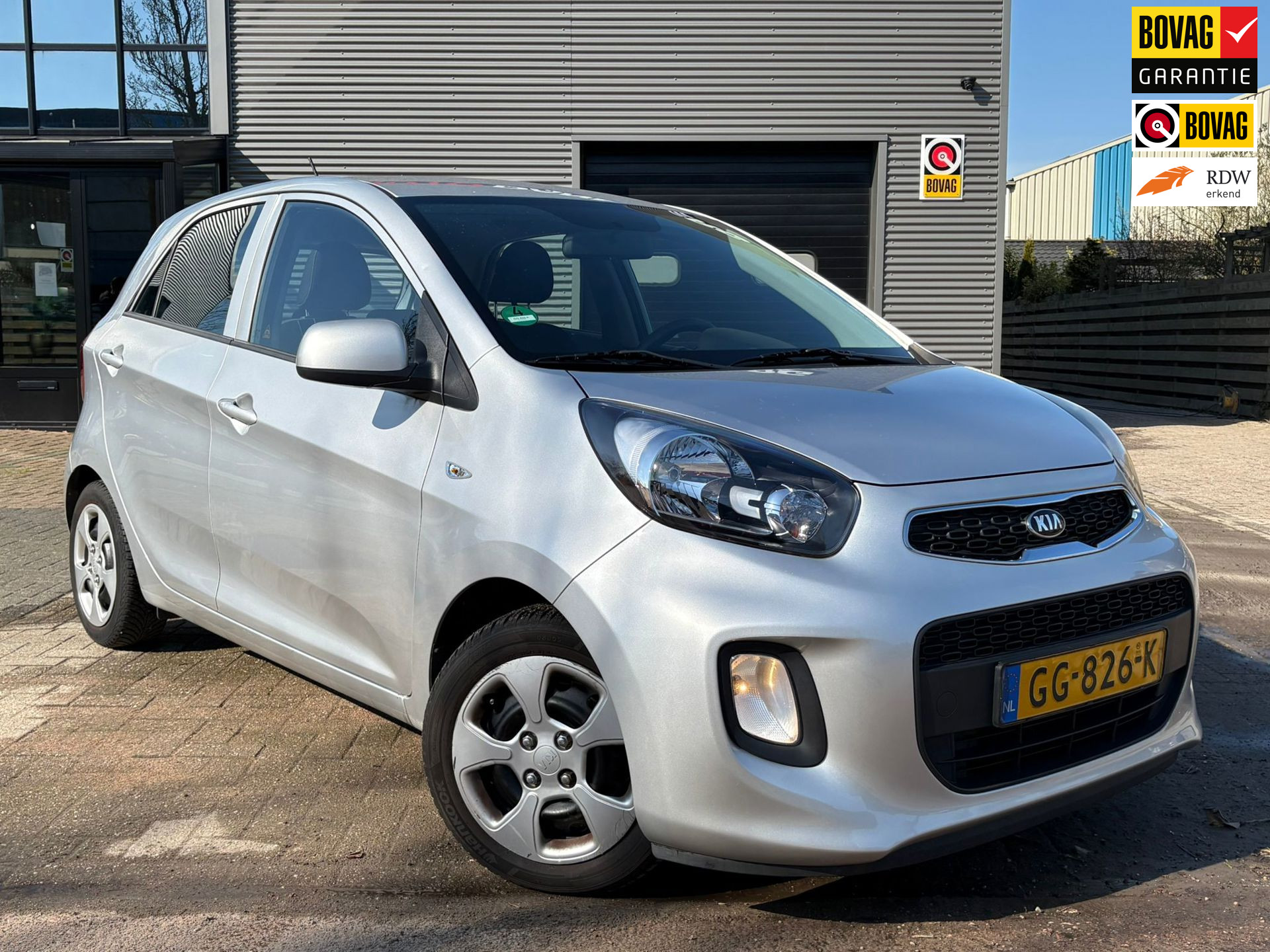 Kia Picanto 1.0 CVVT ComfortLine nieuwe apk 2015 - voorkant