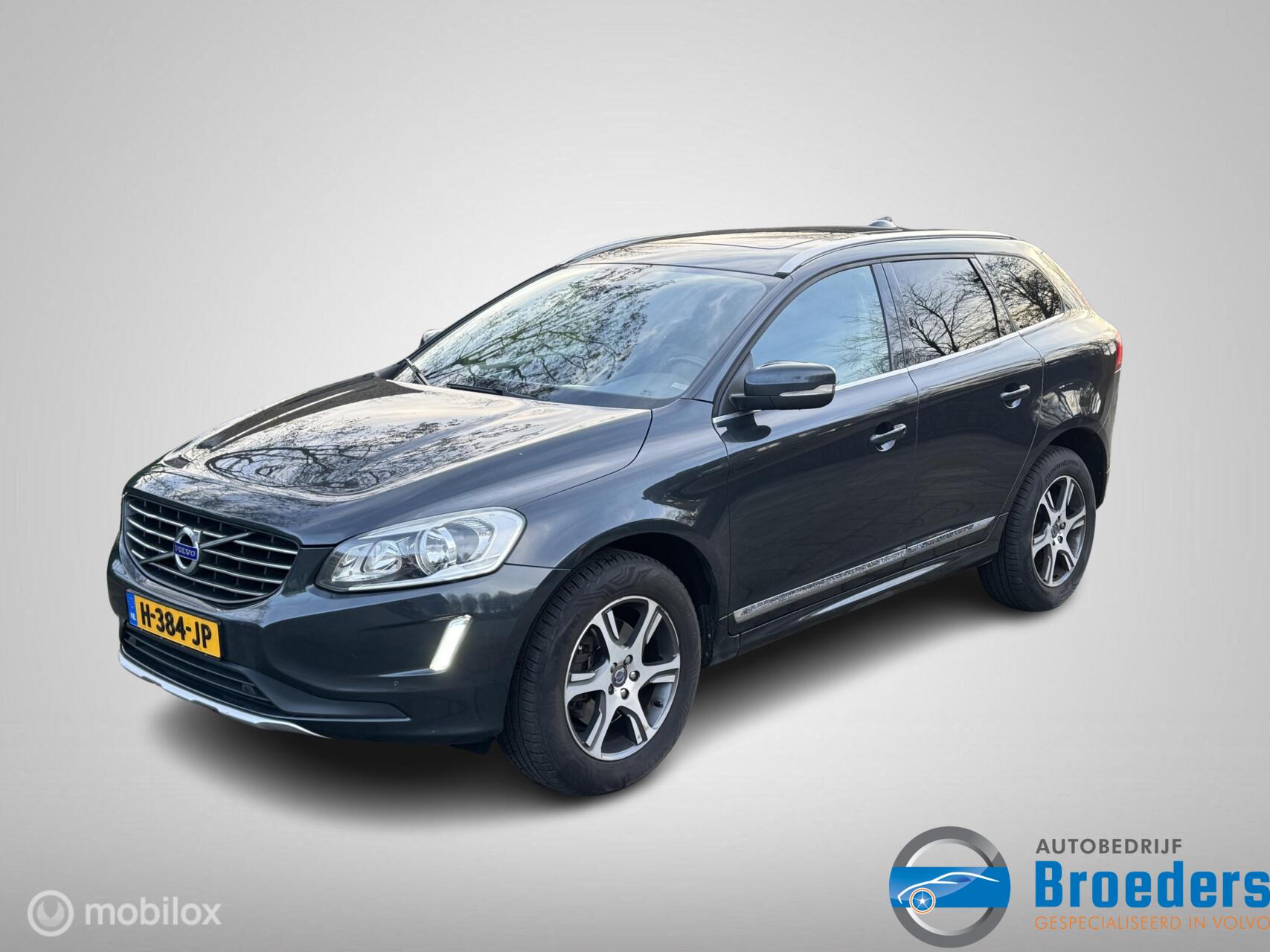 Volvo Xc60 2.0 D4 FWD Summum 2015 - voorkant