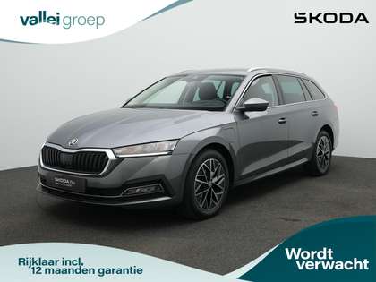 Skoda Octavia 1.4 TSI iV PHEV Sportline Business 2023 - voorkant