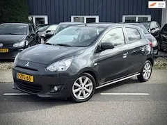 Foto van Mitsubishi Space Star