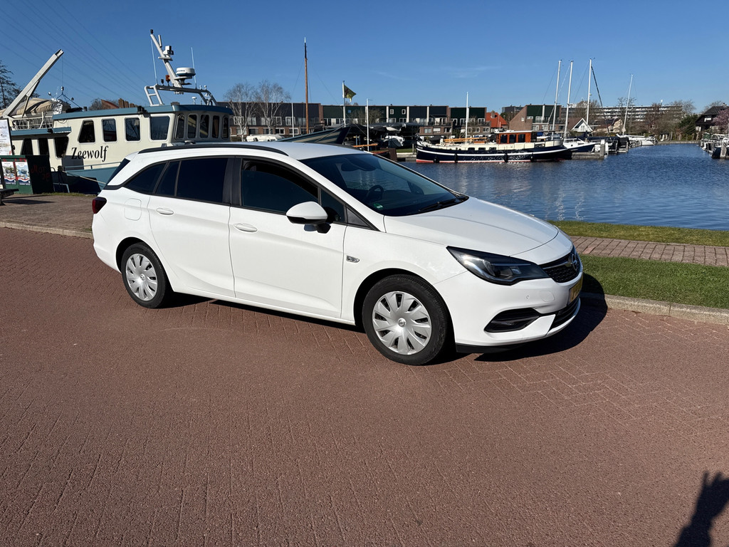 Opel Astra 1.2 Business Executive 2020 - voorkant