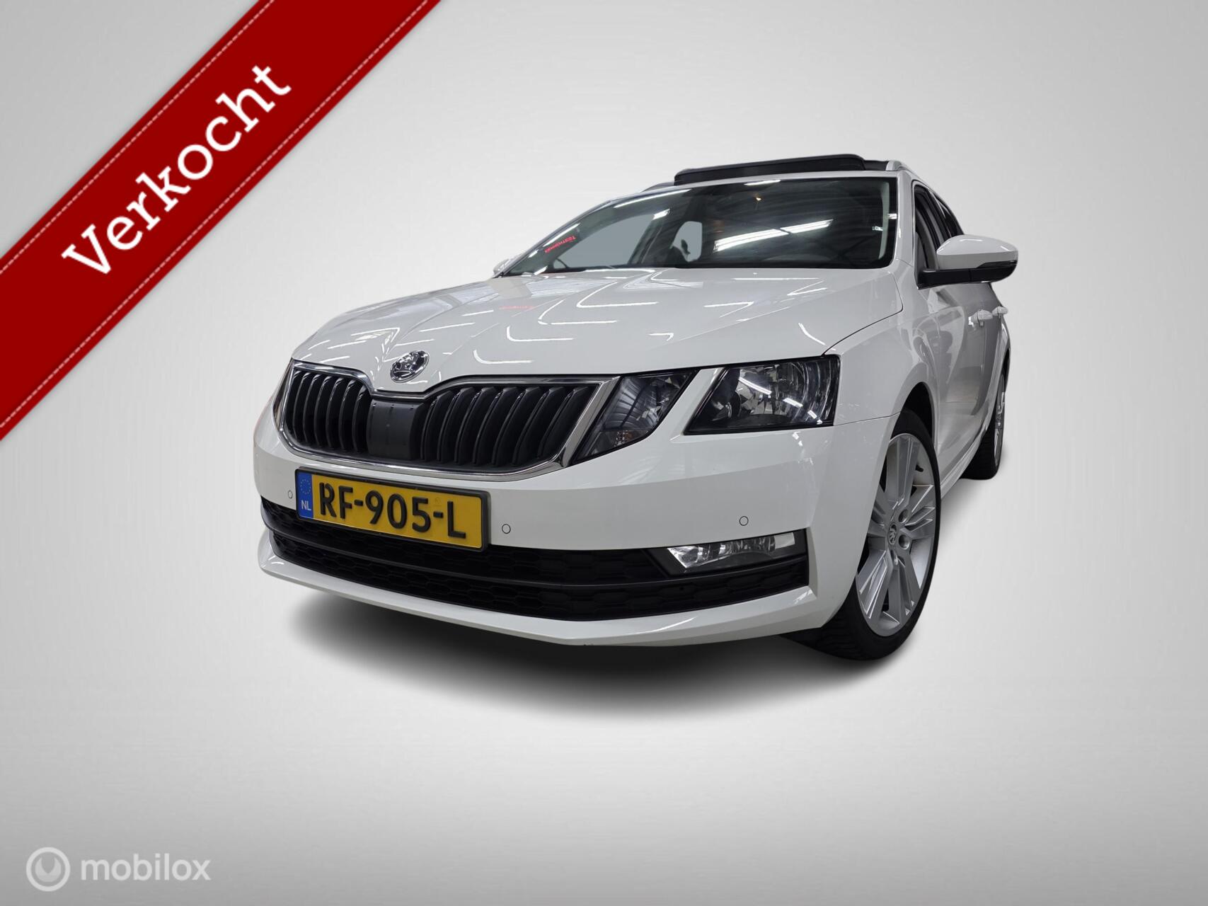 Skoda Octavia 1.0 TSI Automaat Business/Pano/Carplay 2017 - voorkant
