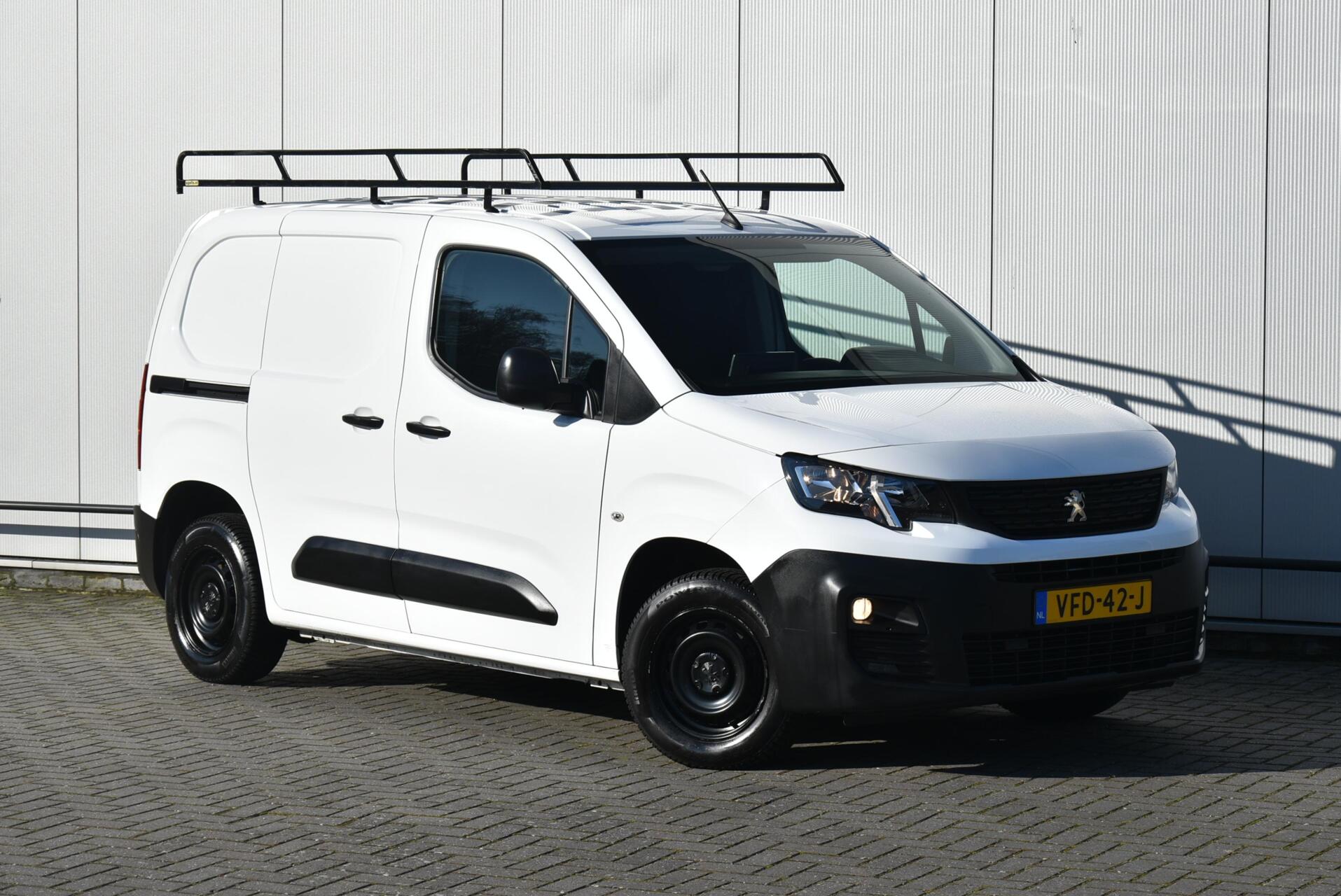 Foto van Peugeot Partner