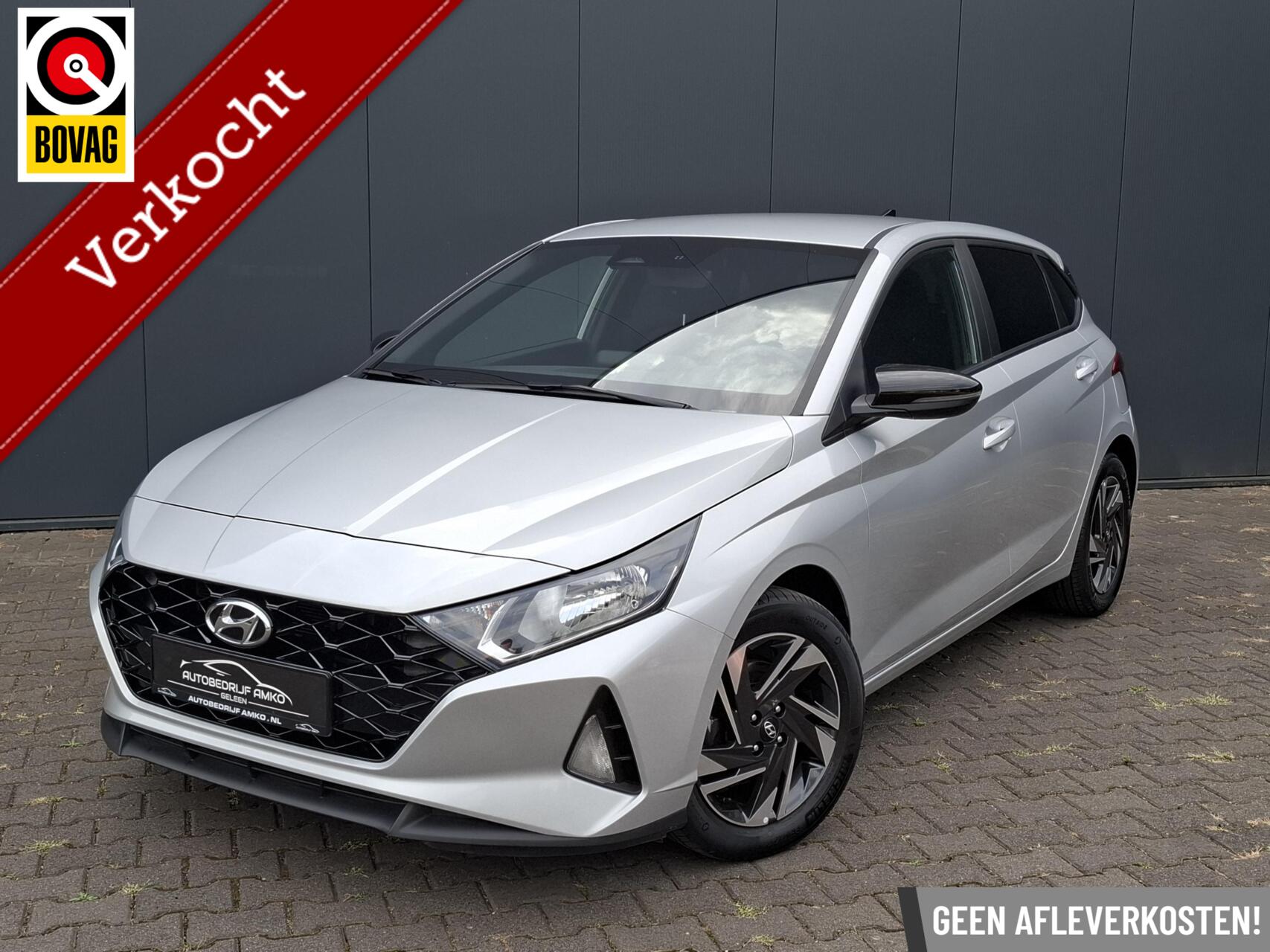 Hyundai I20 1.0 T-GDI Comfort / DAB+ / CAMERA / CARPLAY / ENZ. 2023 - voorkant