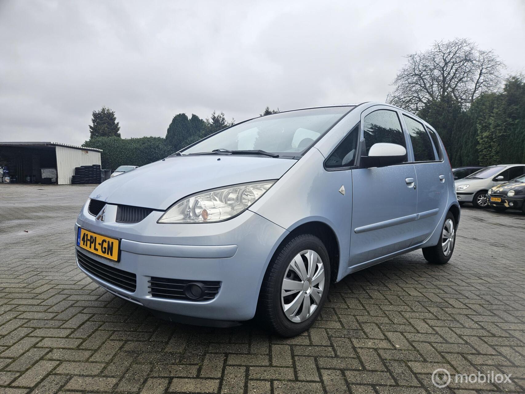 Foto van MITSUBISHI MITSUBISHI COLT