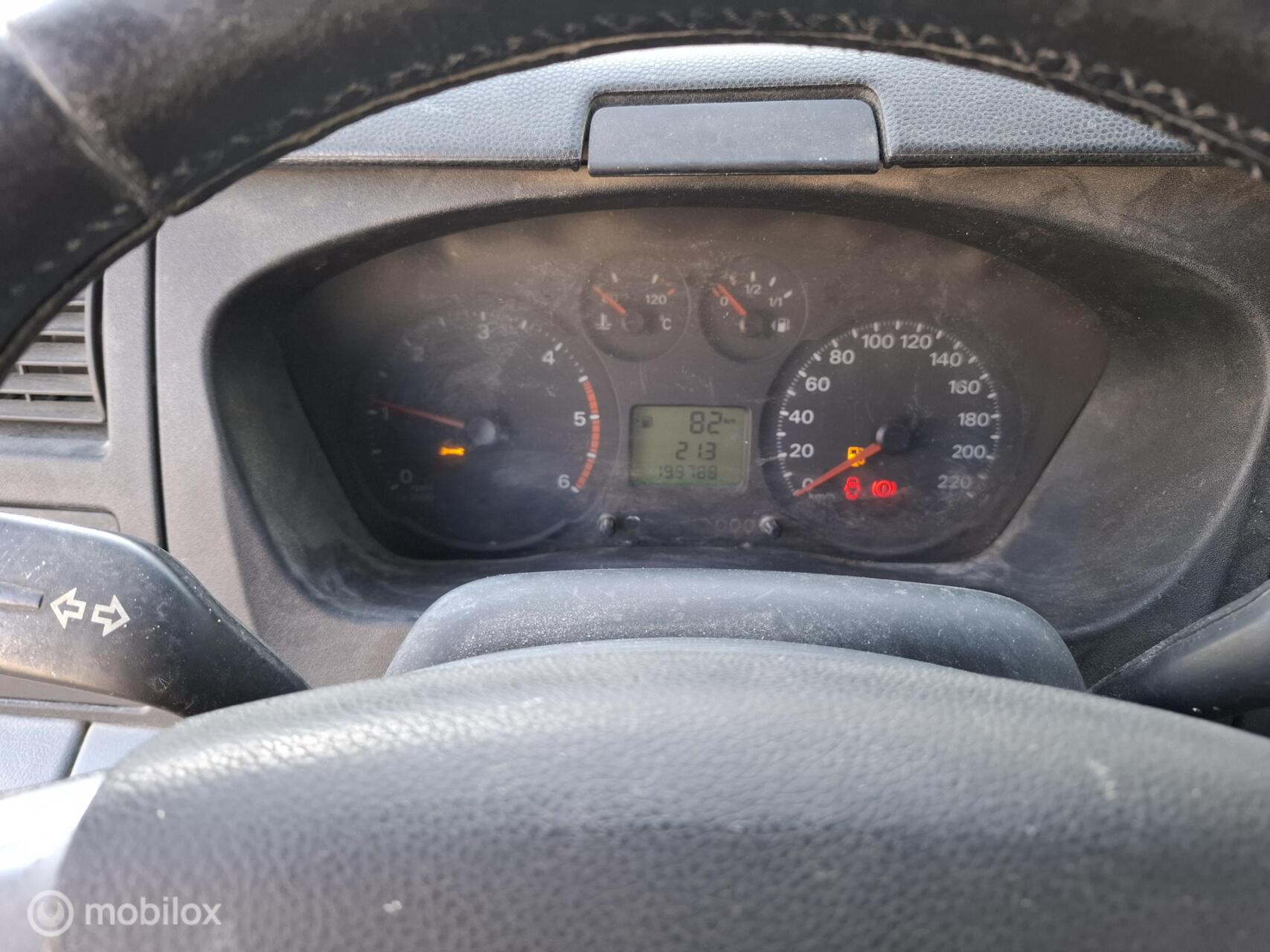 Foto van Ford Transit 330m FD Van 140 4.93