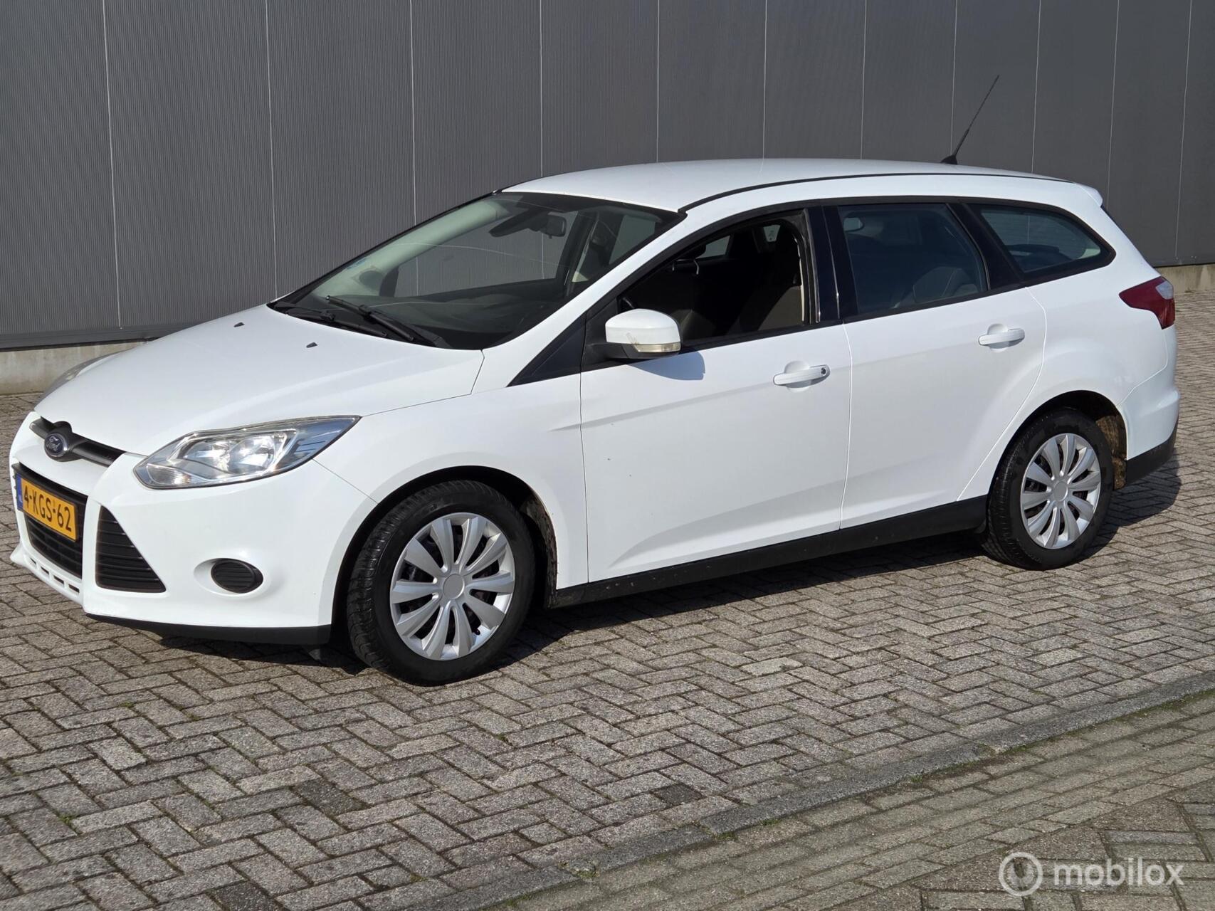 Foto van FORD FOCUS