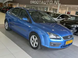 Ford Focus 1.6-16V First Edition 2004 - voorkant