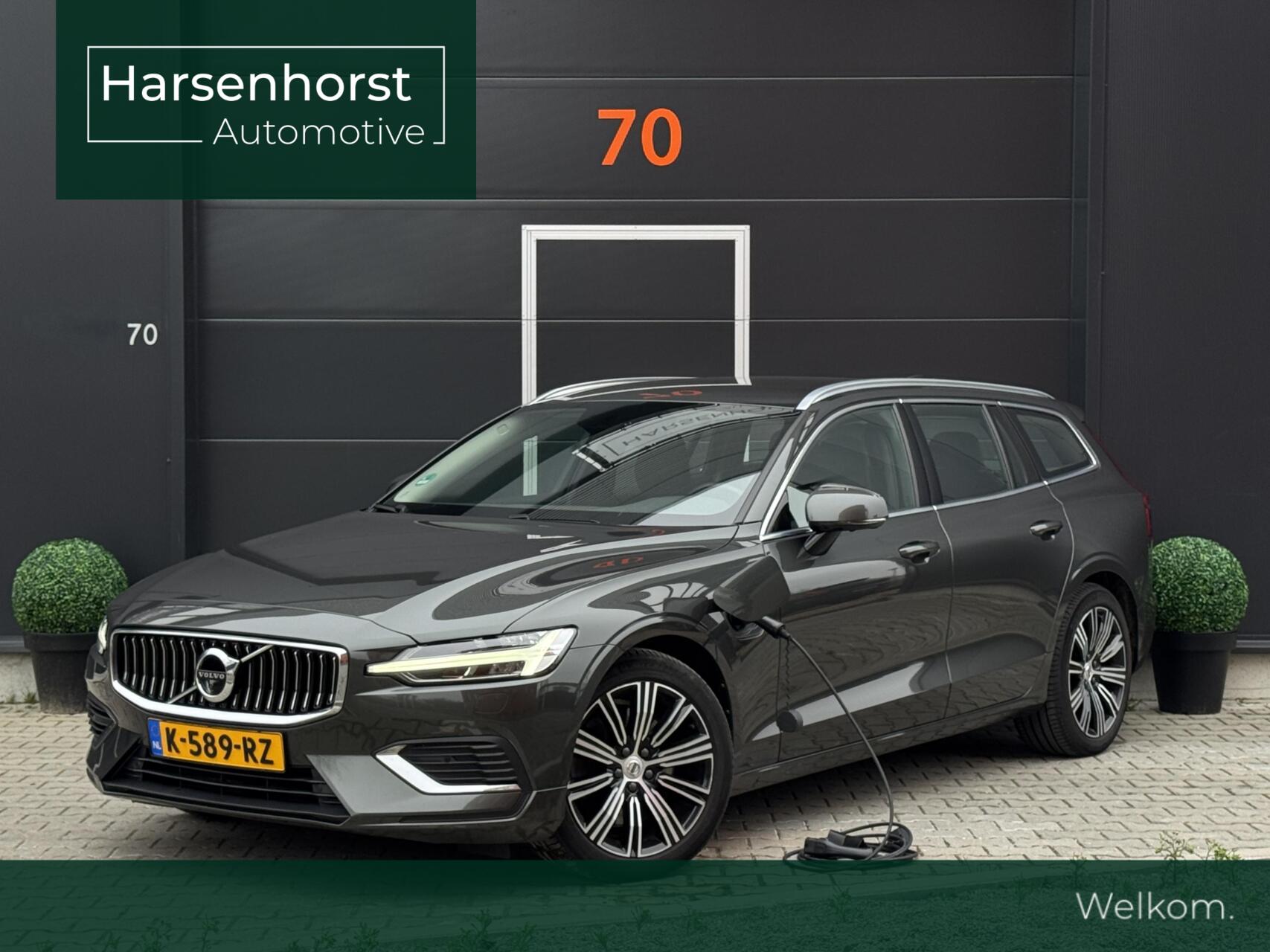 Volvo V60 T8 Recharge AWD Aut-8 Inscription | Adaptieve Cruise | BLIS | 360 graden camera | Standkachel | Harman/Kardon | Elektrisch verstelbare stoel + geheugen | stoel en stuurverwarming 2021 - voorkant
