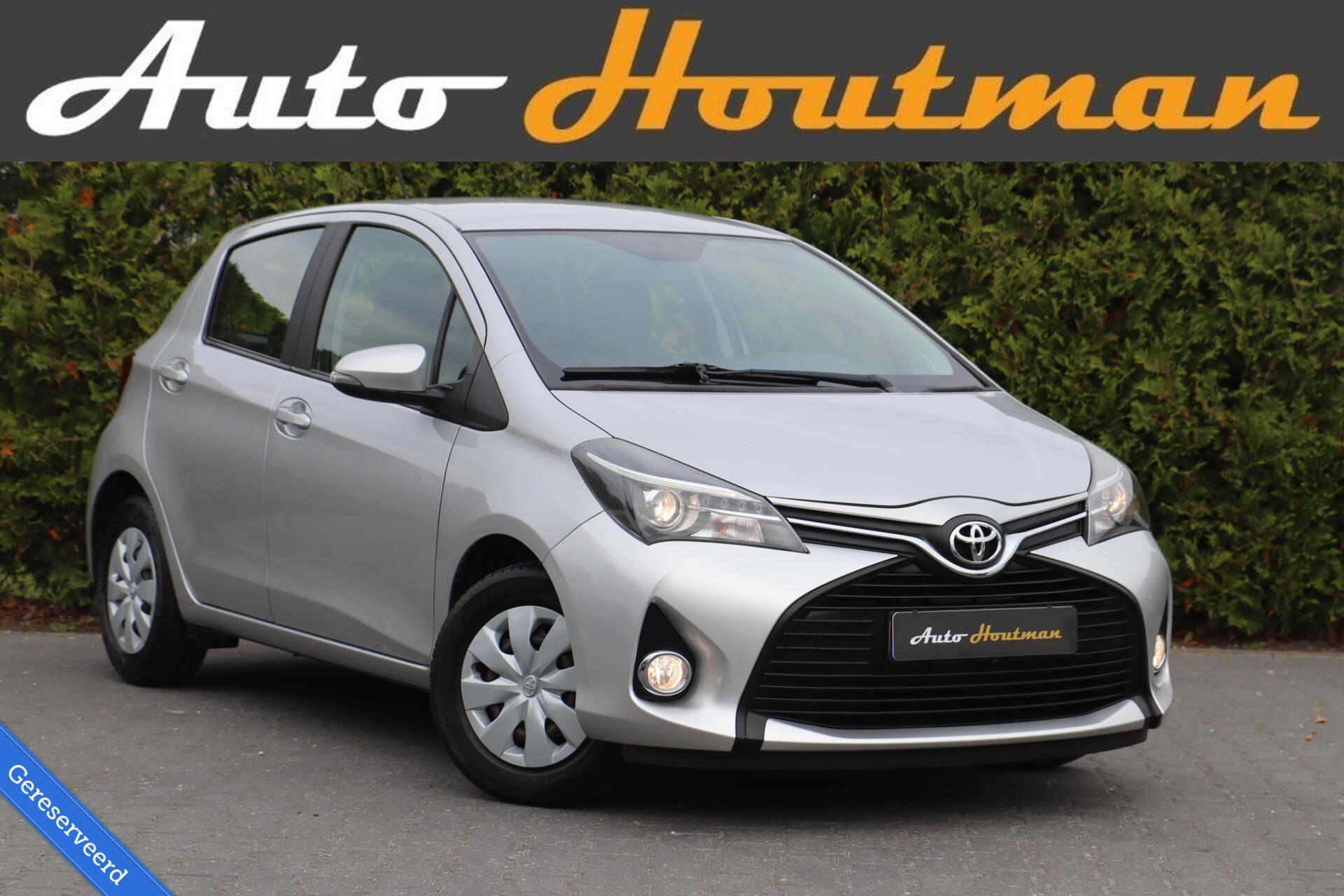 Toyota Toyota Yaris 1.3 VVT-i 100 PK! Aspiration Airco|Elektr. pakket|Iso-fix|35.000 km! 2016 - voorkant