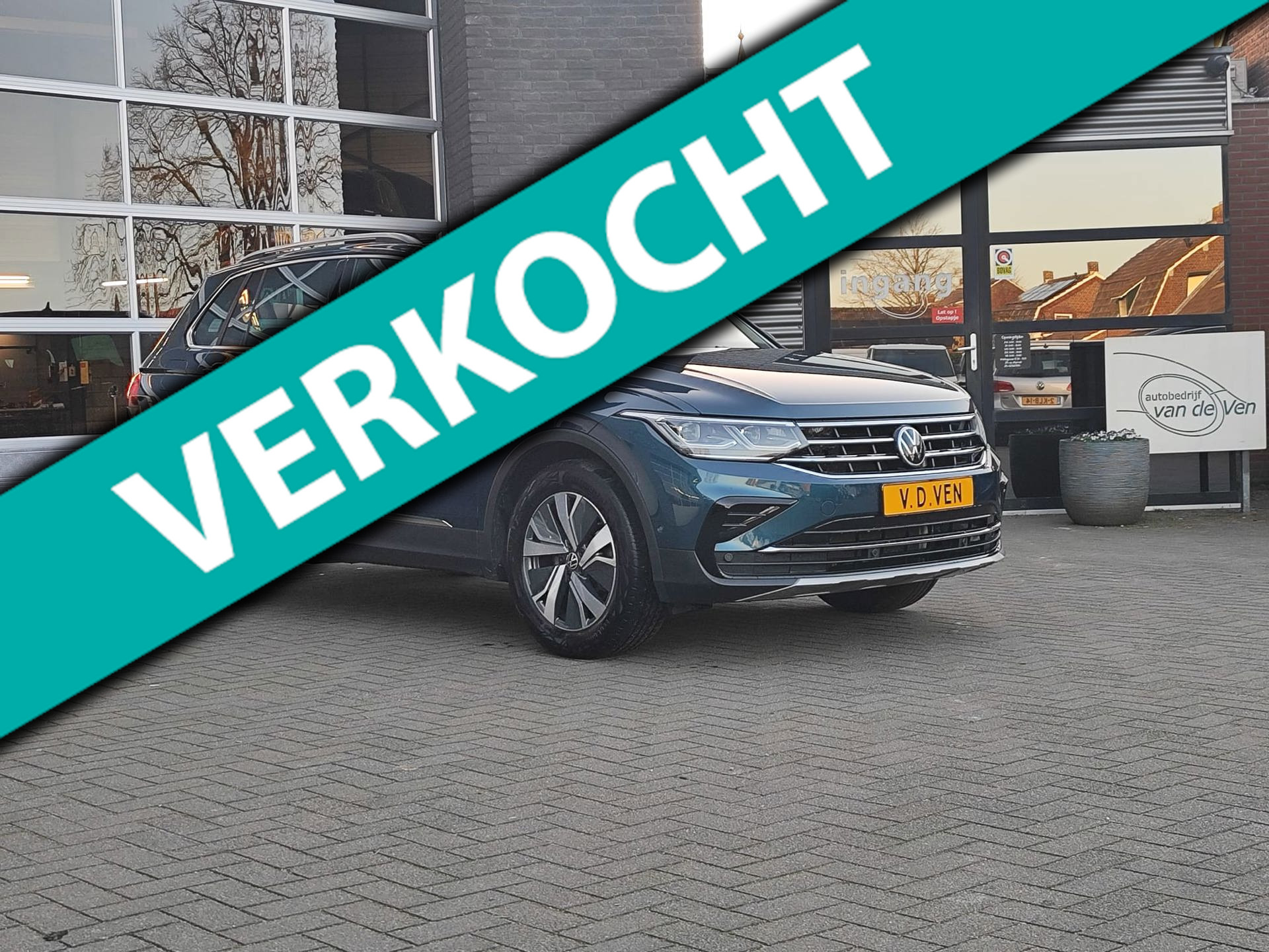 Volkswagen Tiguan 1.4 BlueMotion Technology Elegance Hybrid| Trekhaak, Apple Car Play, Stoel + Stuur verwarming, Park assist 2021 - voorkant
