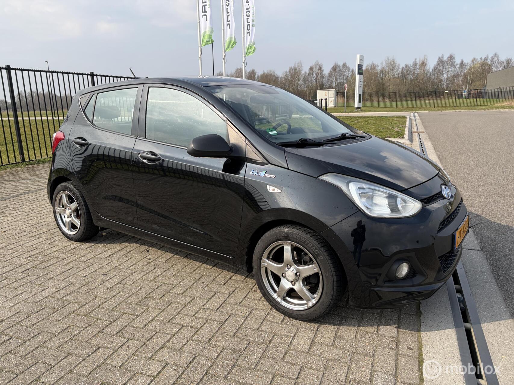 Hyundai I10 1.0i i-Motion Comfort 2016 - voorkant