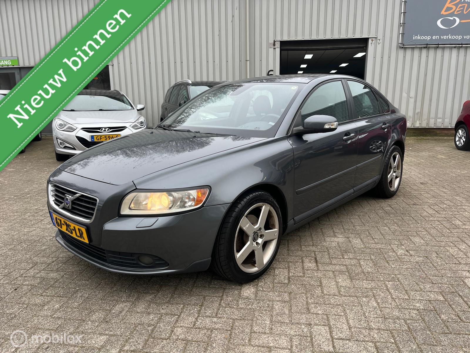 Foto van VOLVO S40