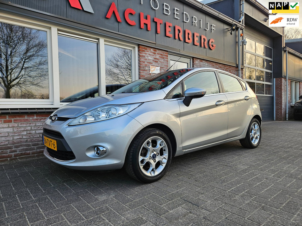 Ford Fiesta 1.25 Titanium 2012 - voorkant