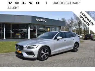 Volvo V60 2.0 B3 Momentum Advantage 2021 - voorkant