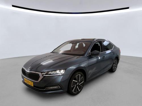 Skoda Octavia 1.4 TSI iV PHEV Business Edition 2021 - voorkant