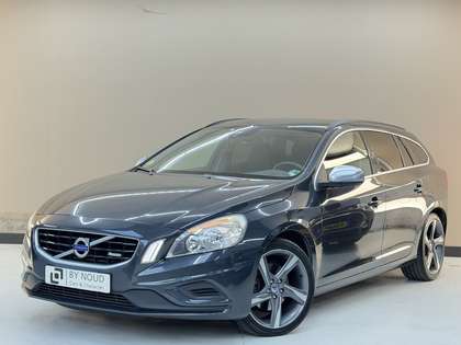 Volvo V60 2.0 D3 2012 - voorkant