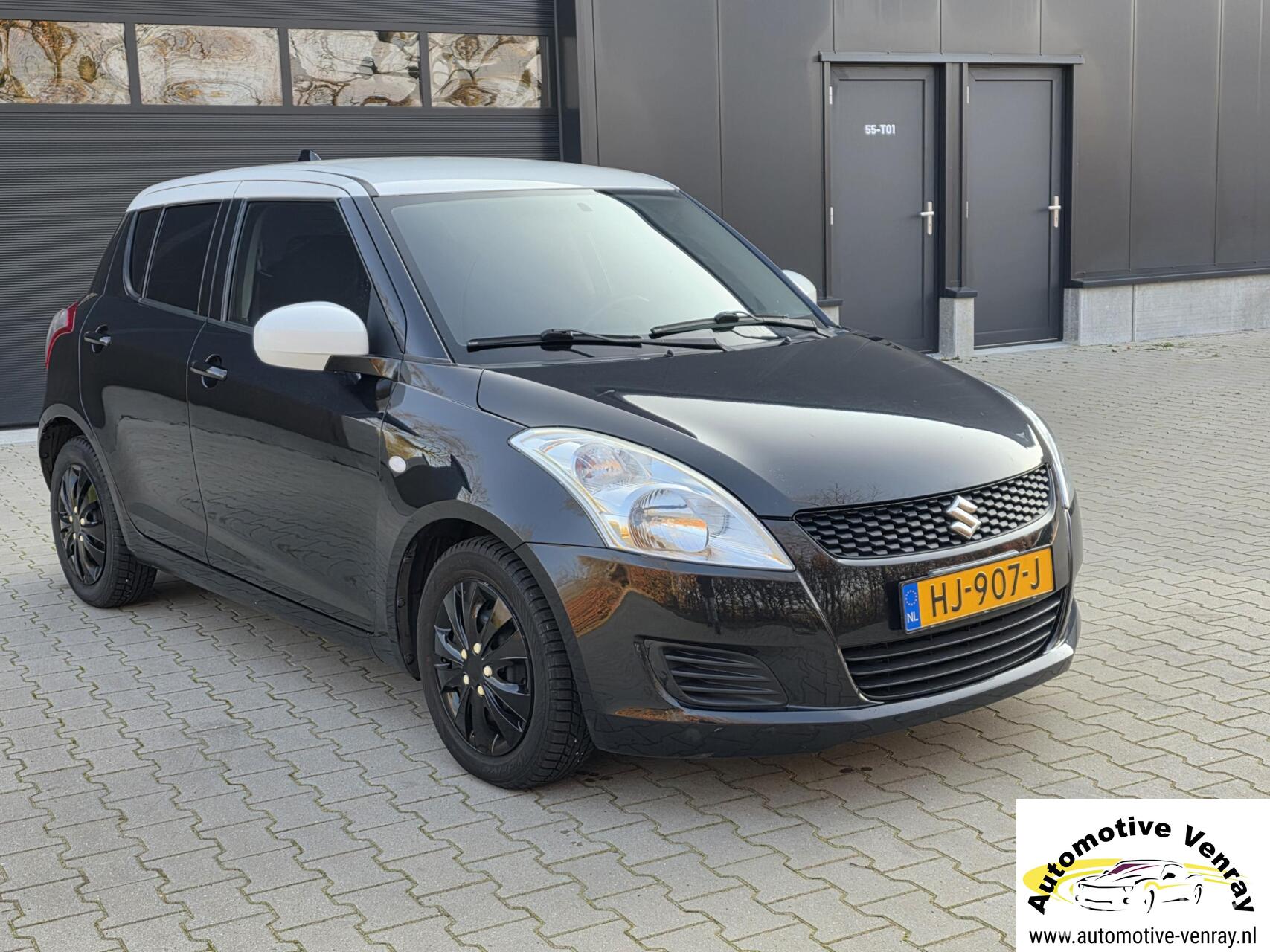 Foto van SUZUKI SWIFT