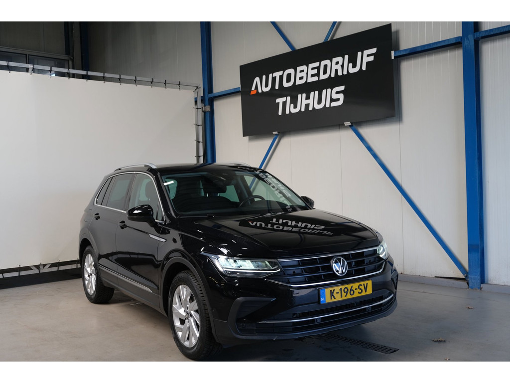 Volkswagen Tiguan 1.5 TSI Life Business 2021 - voorkant