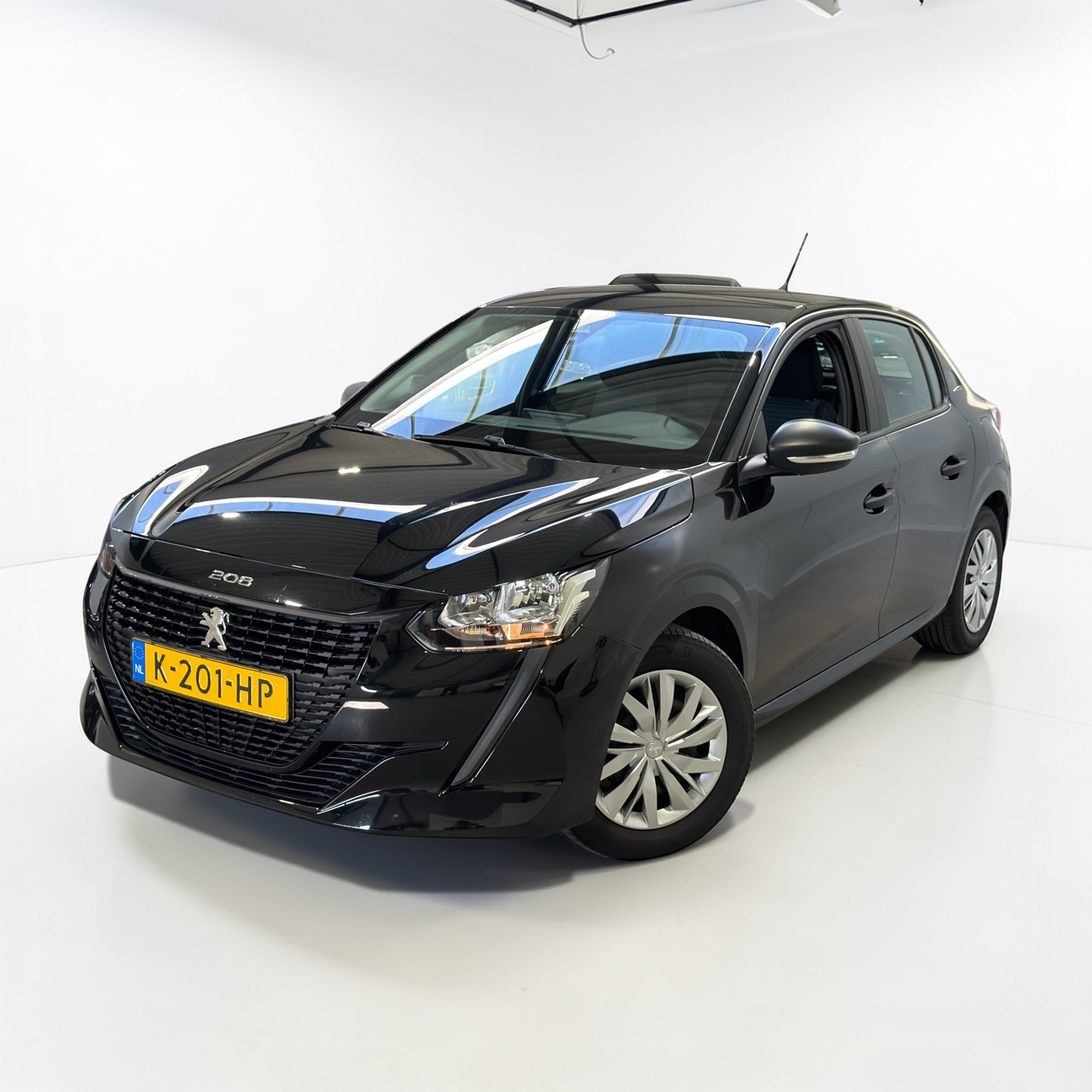 Peugeot 208 1.2 PureTech Like 1e eigenaar 2021 - voorkant