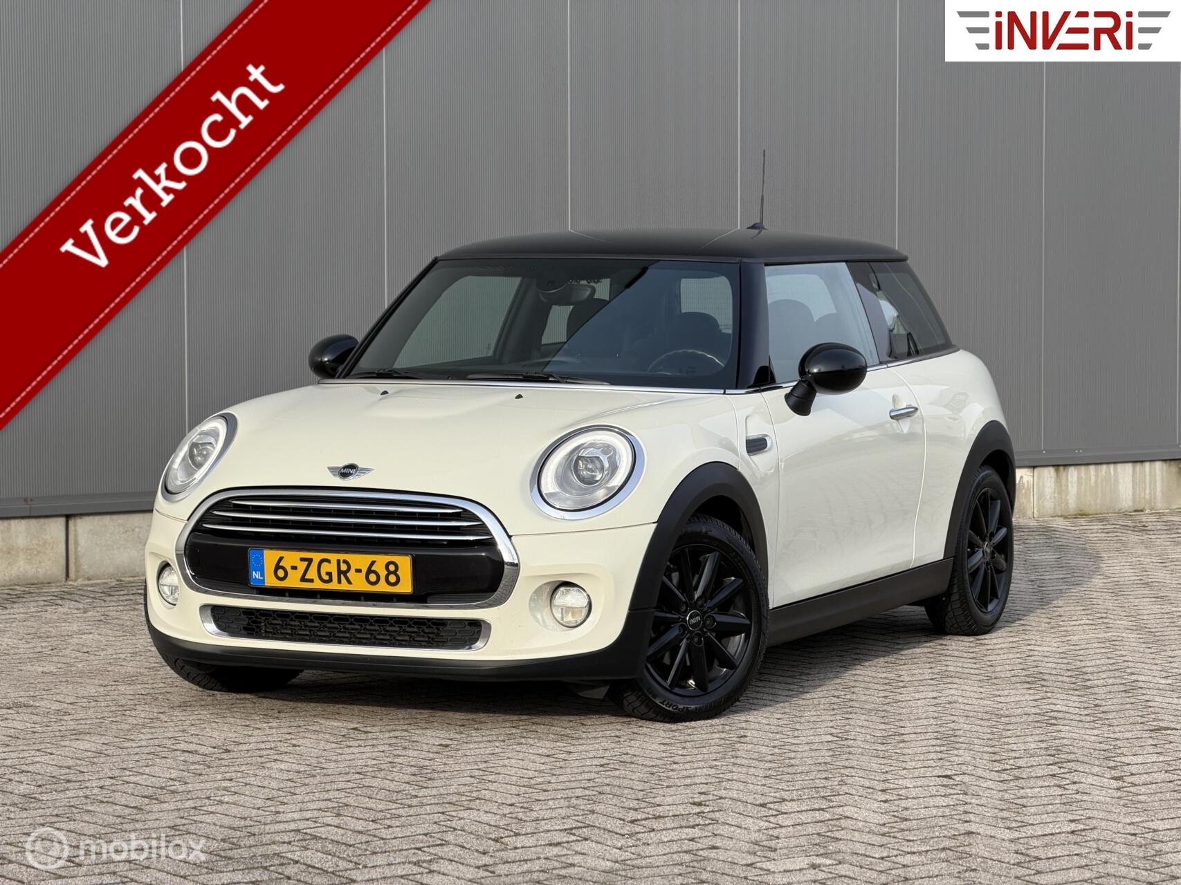 Foto van MINI COOPER