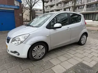 Foto van Opel Agila