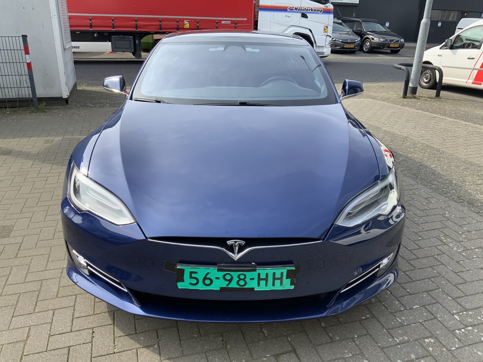 Inspectiefoto van Tesla Model S