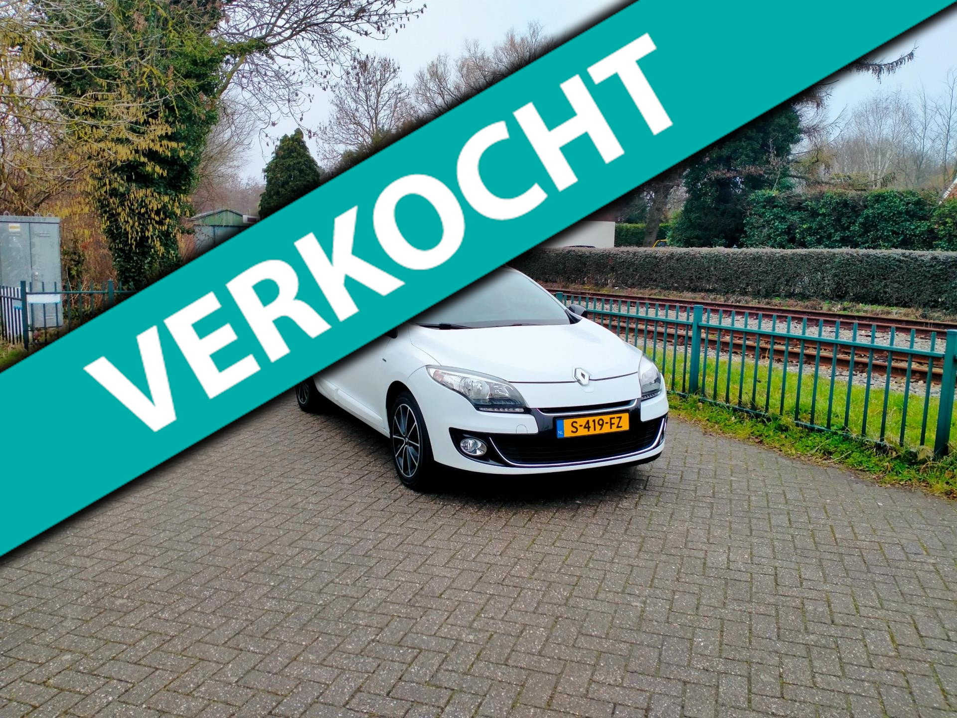 Renault Mégane 1.2 TCe Bose Cruise pdc panoramadak trekhaak ALLINPRIJS 2013 - voorkant