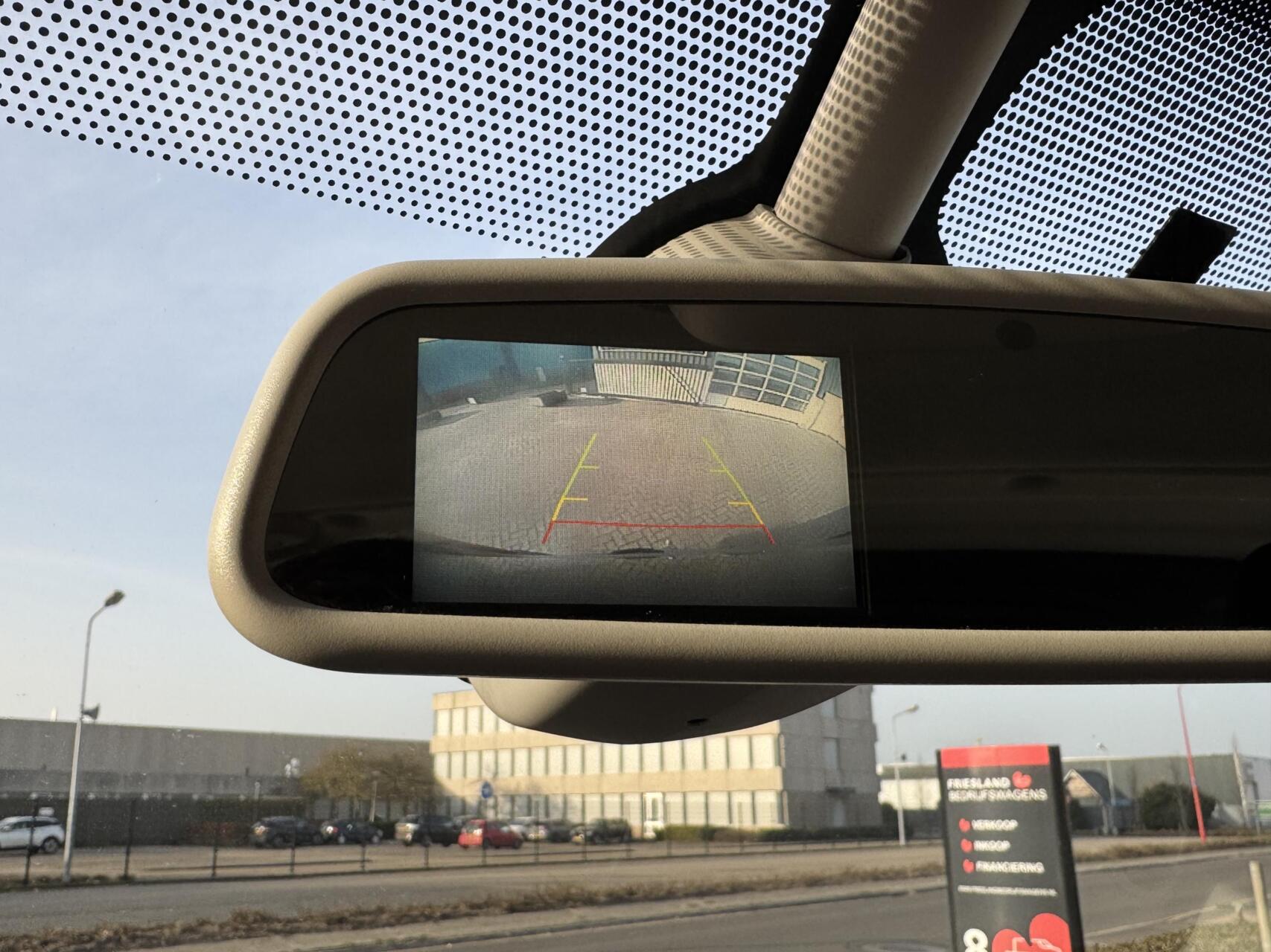 Foto van Opel Vivaro-b