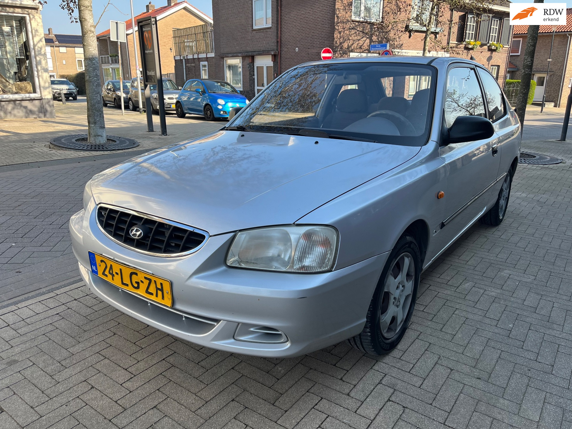 Foto van HYUNDAI ACCENT