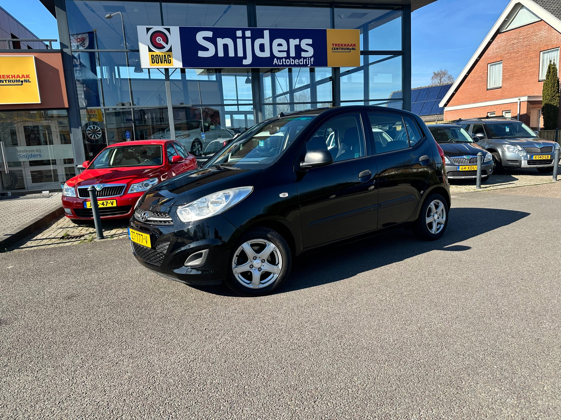 Hyundai I 10 1.1 i-Catcher Nwe APK! 2011 - voorkant