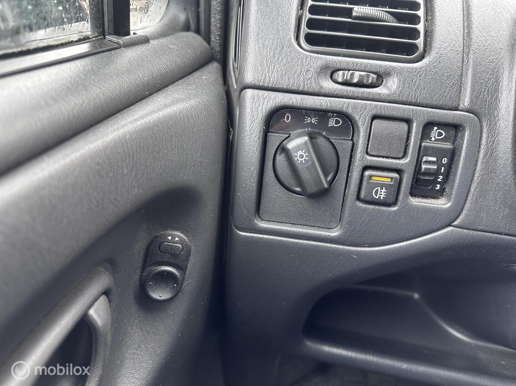 Foto van Opel Agila