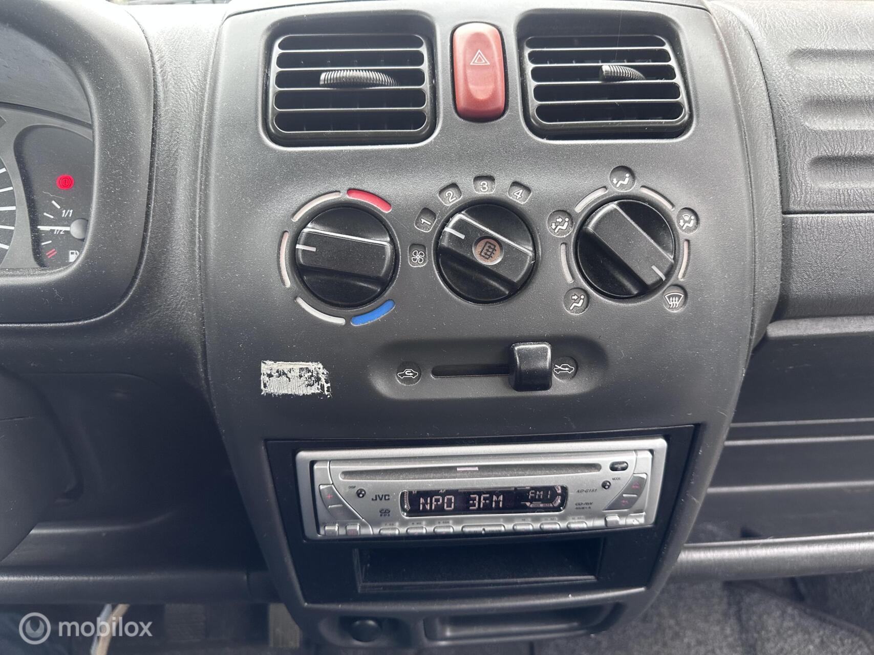 Foto van Opel Agila