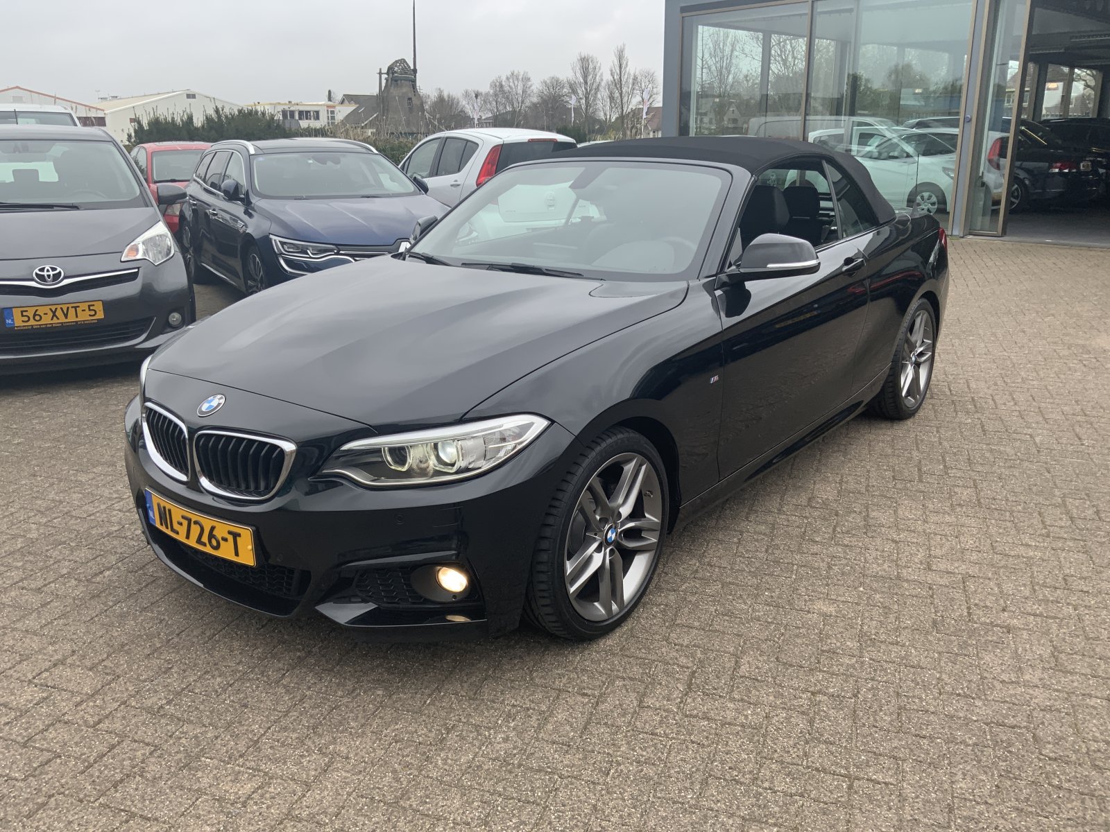 BMW 2-serie Cabrio 220i Cent.Hi.Ex. 2017 - voorkant