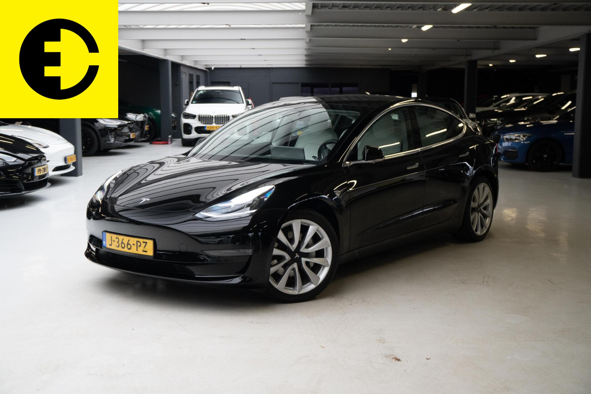 Tesla Model 3 Long Range AWD 75 kWh | 93,7% SoH | Witte bekleding | Incl.BTW 2020 - voorkant