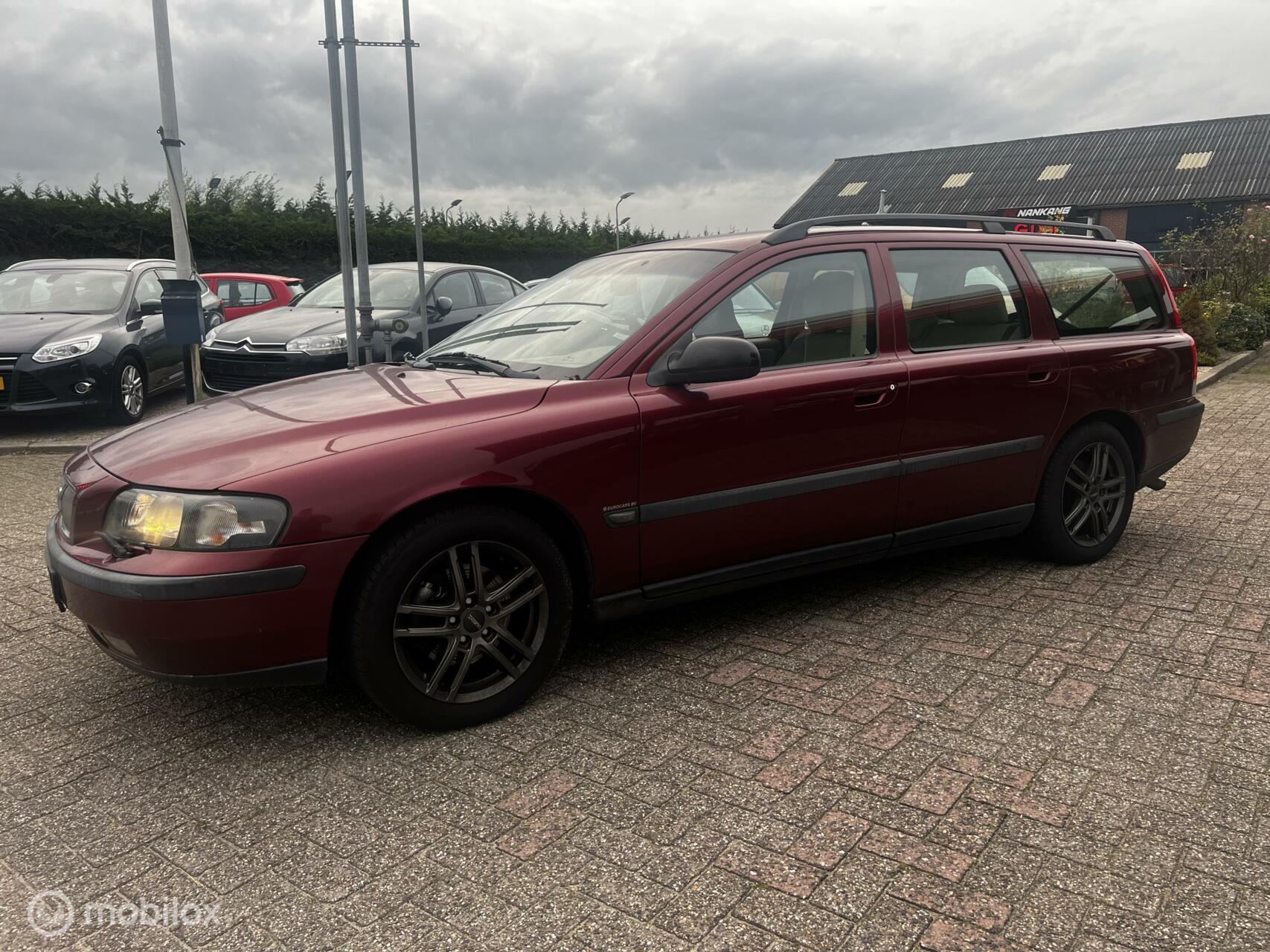 Volvo V70 2.4 D5 2003 - voorkant