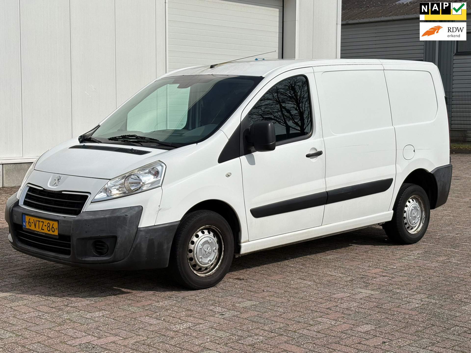 Foto van PEUGEOT EXPERT