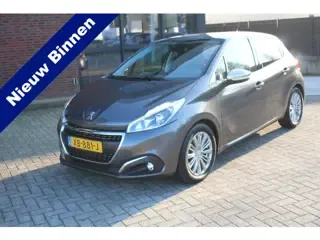 Peugeot 208 1.2 PureTech Blue Lion 2018 - voorkant